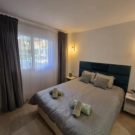 Paula Punta Prima Apartment